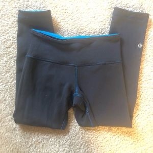 Size 2 reversible lululemon pants